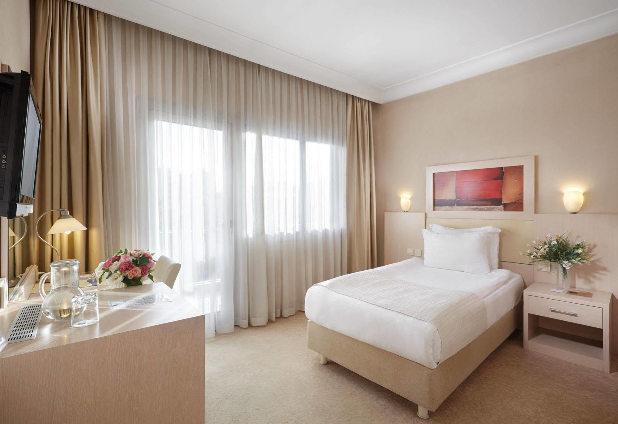 Kordon Hotel Alsancak Σμύρνη Εξωτερικό φωτογραφία
